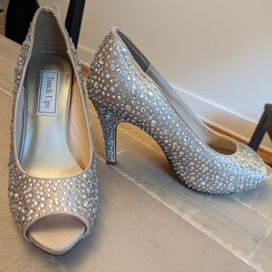 Champagne sparkly peep toe heels
